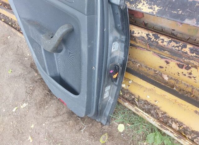 
								VW Bal hátsó Ajtó (Részeivel) full									