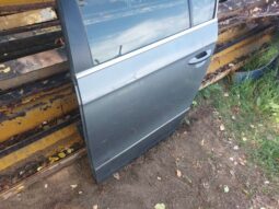 
										VW Bal hátsó Ajtó (Részeivel) full									