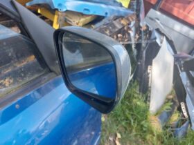 SUZUKI Jobb első Ajtó (Részeivel)
