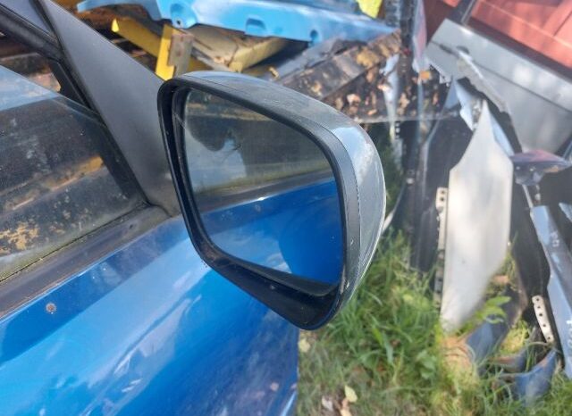 
								SUZUKI Jobb első Ajtó (Részeivel) full									