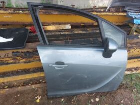 OPEL Jobb első Ajtó (Részeivel)