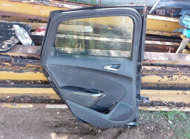 
								OPEL Bal hátsó Ajtó (Részeivel) full									