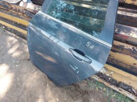 OPEL Bal hátsó Ajtó (Részeivel)
