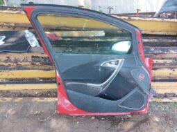 
										OPEL Bal első Ajtó (Részeivel) full									