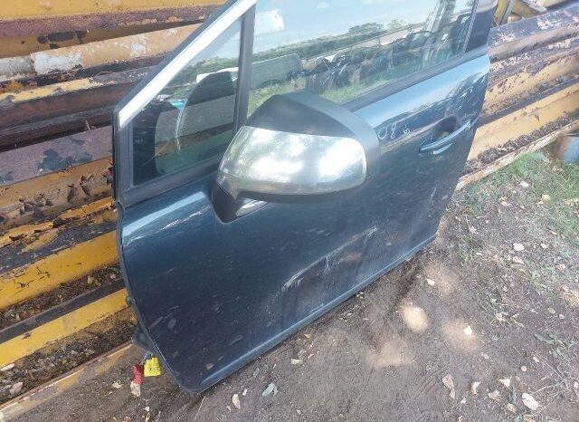 
								PEUGEOT Bal első Ajtó (Részeivel) full									