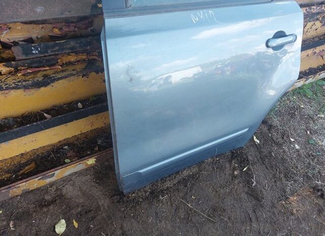 
								NISSAN Bal hátsó Ajtó (Részeivel) full									