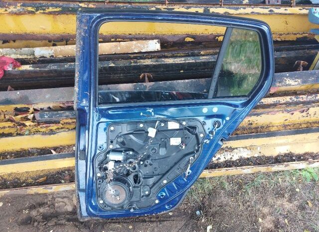 
								VW Jobb hátsó Ajtó (Részeivel) full									