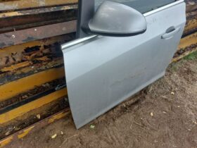 OPEL Bal első Ajtó (Részeivel)