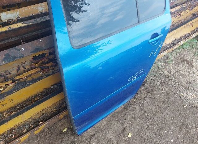 
								SKODA Bal hátsó Ajtó (Részeivel) full									