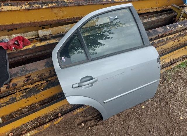 
								FORD Jobb hátsó Ajtó (Részeivel) full									