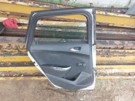 OPEL Bal hátsó Ajtó (Részeivel)