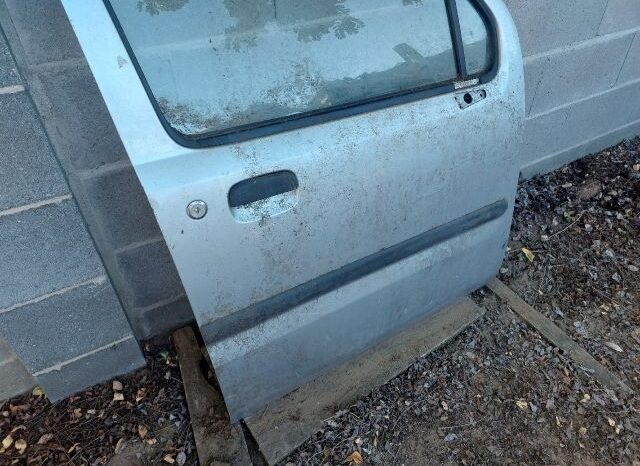 
								OPEL Jobb első Ajtó (Részeivel) full									