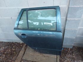 SKODA Jobb hátsó Ajtó (Részeivel)