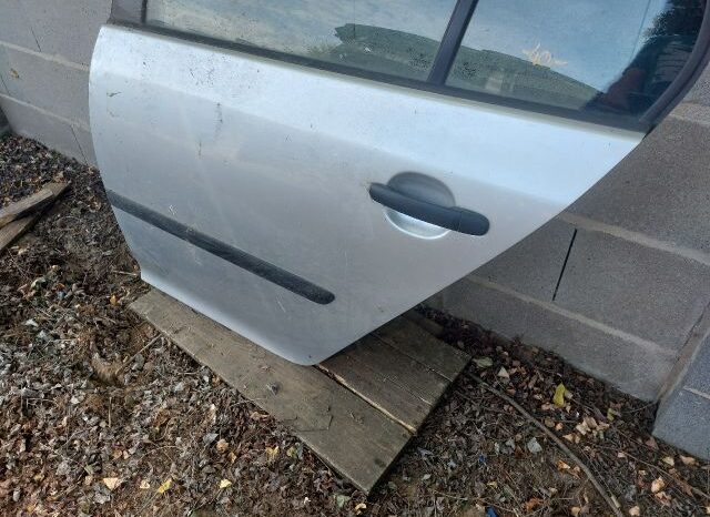 
								VW Bal hátsó Ajtó (Részeivel) full									