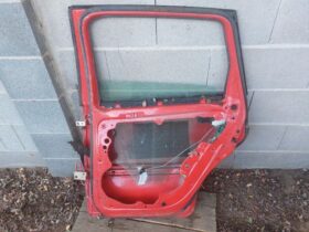 VW Jobb hátsó Ajtó (Részeivel)