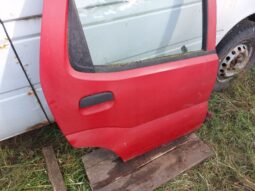 
										SUZUKI Jobb hátsó Ajtó (Részeivel) full									