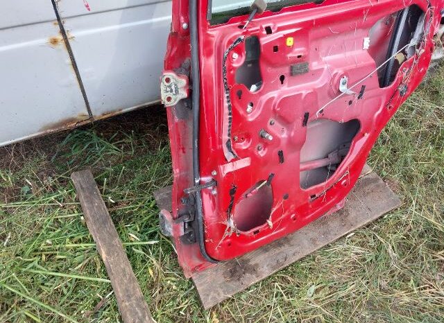 
								SUZUKI Jobb hátsó Ajtó (Részeivel) full									