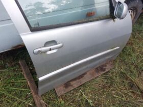 VW Jobb első Ajtó (Részeivel)