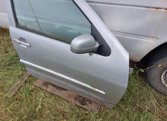 
								VW Jobb első Ajtó (Részeivel) full									