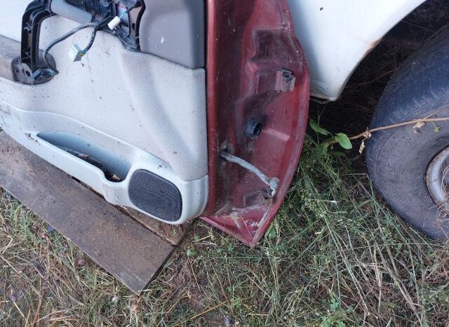 
								OPEL Bal első Ajtó (Részeivel) full									