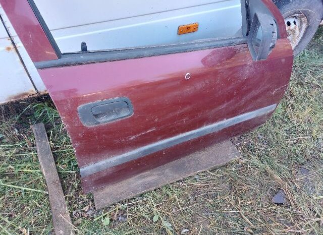 
								OPEL Jobb első Ajtó (Részeivel) full									
