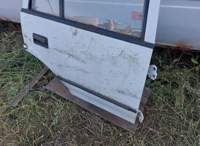 
								SUZUKI Jobb hátsó Ajtó (Részeivel) full									