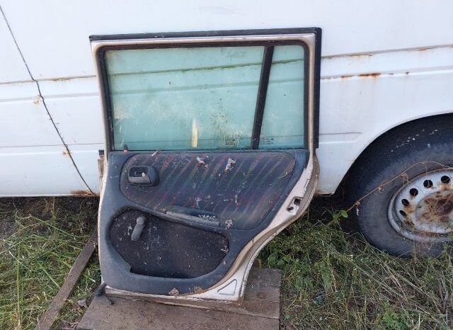 
								OPEL Jobb hátsó Ajtó (Részeivel) full									