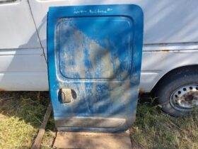 RENAULT Bal Tolóajtó (Részeivel)