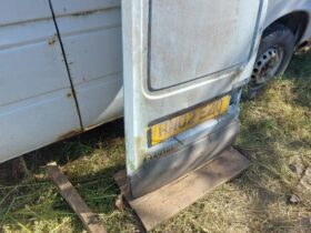 RENAULT Bal Csomagtérajtó (Részeivel)