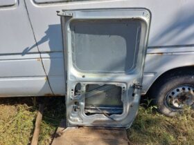 RENAULT Jobb Tolóajtó (Részeivel)