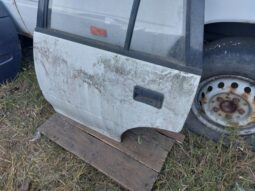
										SUZUKI Bal hátsó Ajtó (Részeivel) full									