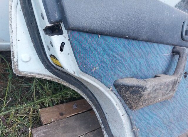 
								SUZUKI Bal hátsó Ajtó (Részeivel) full									
