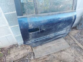 OPEL Jobb hátsó Ajtó (Részeivel)