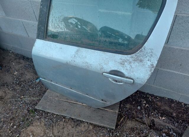 
								PEUGEOT Bal hátsó Ajtó (Részeivel) full									