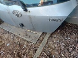 
										TOYOTA Csomagtérajtó (Részeivel) full									