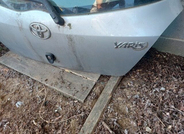 
								TOYOTA Csomagtérajtó (Részeivel) full									
