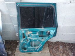
										SUZUKI Jobb hátsó Ajtó (Részeivel) full									