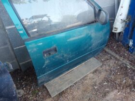 SUZUKI Jobb első Ajtó (Részeivel)
