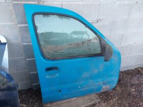 RENAULT Jobb első Ajtó (Részeivel)
