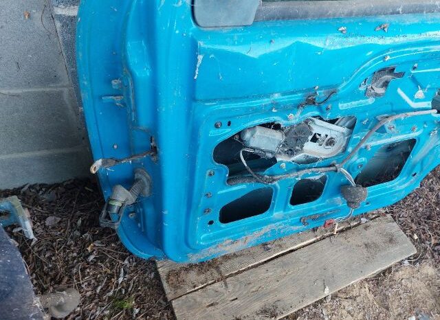 
								RENAULT Jobb első Ajtó (Részeivel) full									