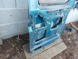 
										NISSAN Bal Csomagtérajtó (Részeivel) full									