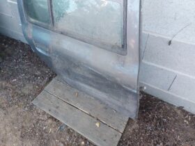 RENAULT Jobb hátsó Ajtó (Részeivel)