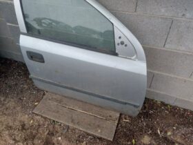 OPEL Jobb első Ajtó (Részeivel)