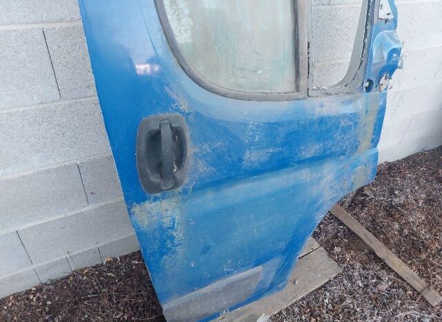 
								PEUGEOT Jobb első Ajtó (Részeivel) full									