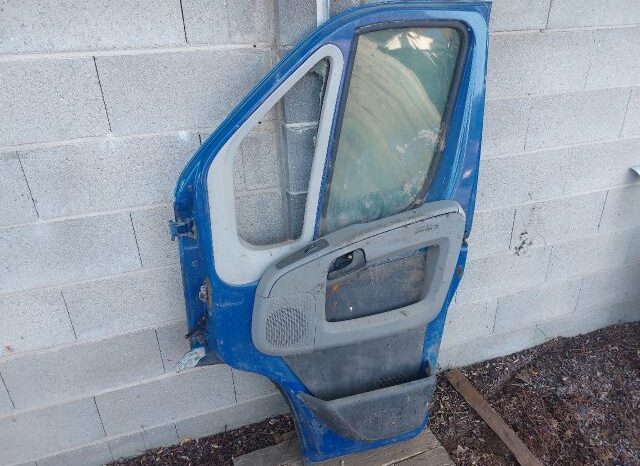 
								PEUGEOT Jobb első Ajtó (Részeivel) full									