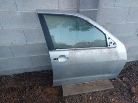 SEAT Jobb első Ajtó (Részeivel)