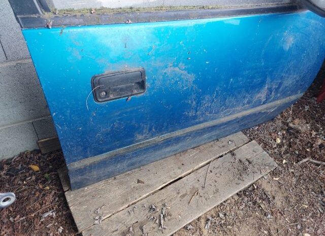 
								SUZUKI Jobb első Ajtó (Részeivel) full									