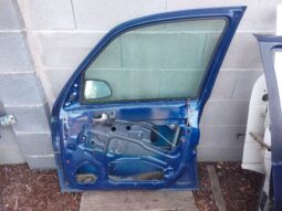 
										OPEL Jobb első Ajtó (Részeivel) full									