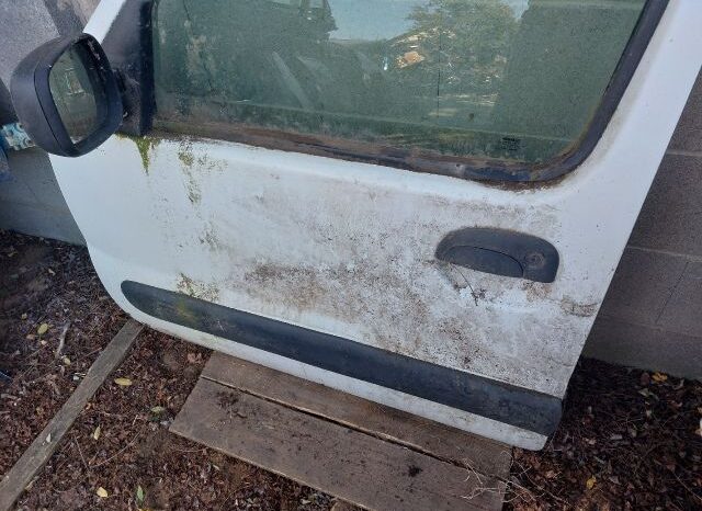 
								RENAULT Bal első Ajtó (Részeivel) full									