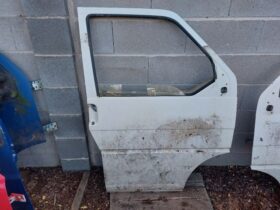 VW Jobb első Ajtó (Részeivel)